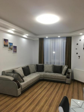 Beautiful Apartment With Kind And Friendly Owners